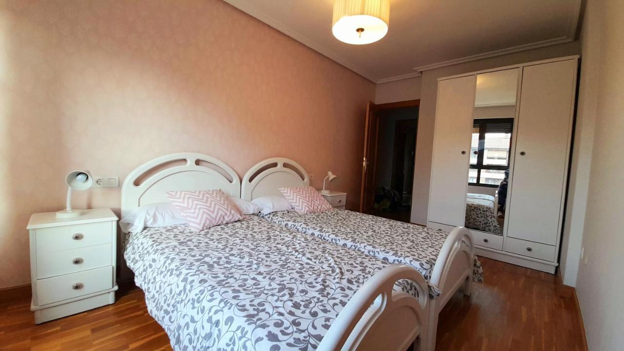 Apartamento EGONA-ZU30 Bonita vivienda con vistas Zarautz Exterior foto
