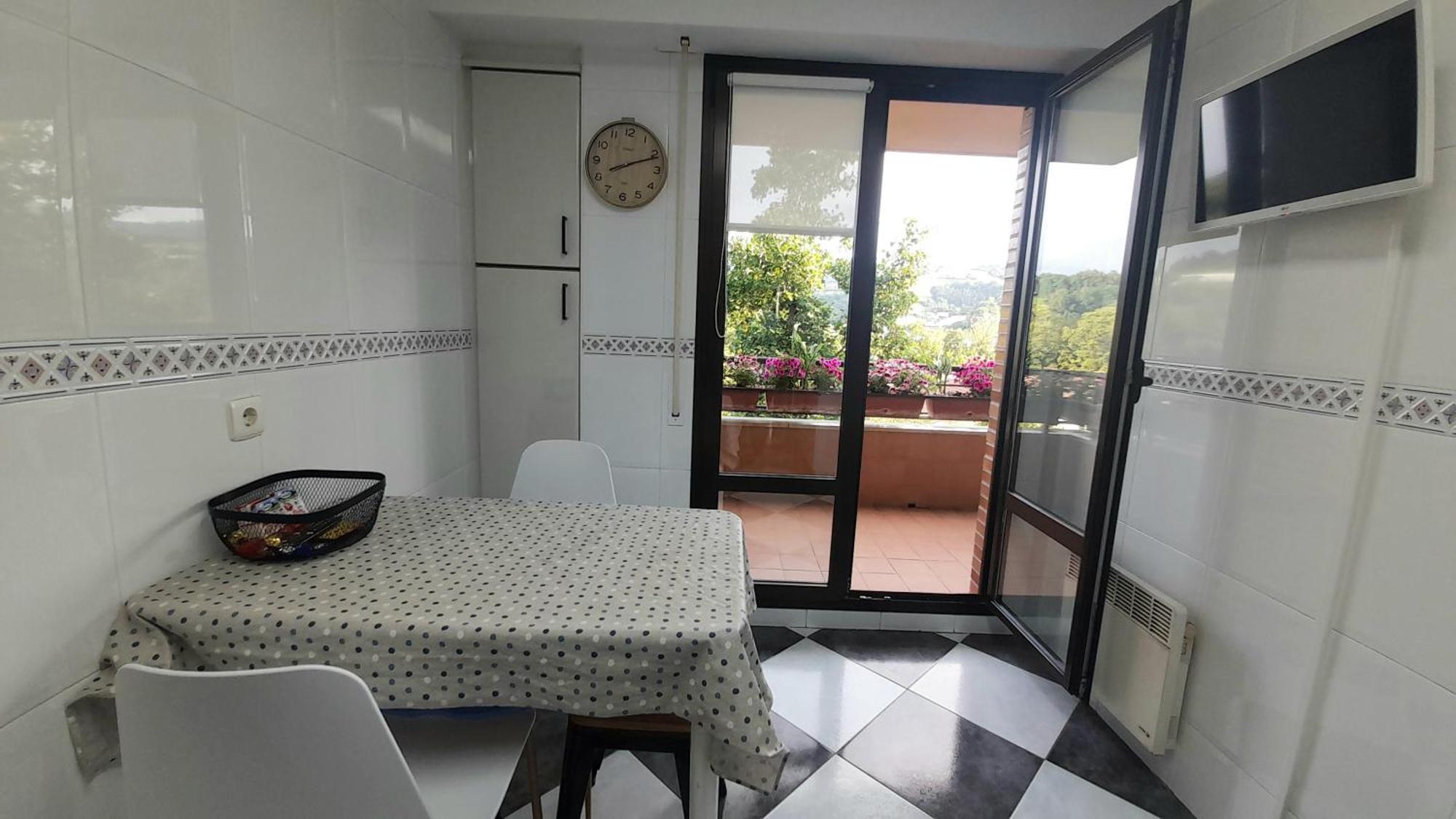 Apartamento EGONA-ZU30 Bonita vivienda con vistas Zarautz Exterior foto